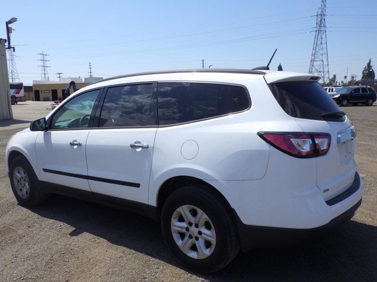 2016-chevrolet-traverse-image-4