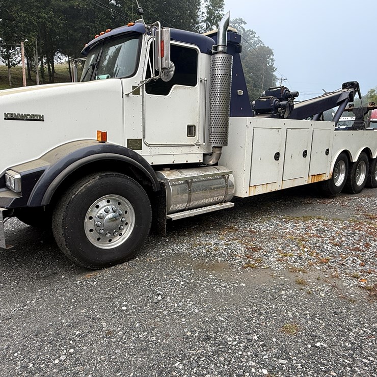 2001 KENWORTH T800