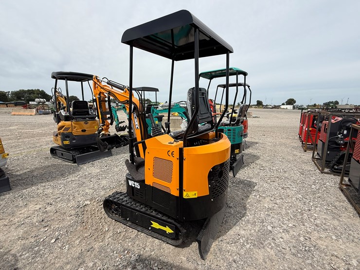 #220-•-#26538-•-unused-vicsec-vc15-mini-excavator-15j2507209-image-4