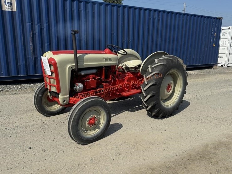 1955-ford-861-image-2