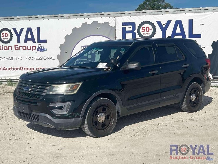 2016-ford-explorer-image-1