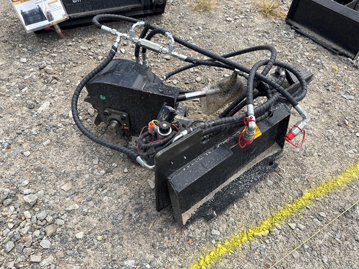 #230-•-#26349-•-unused-giyi-mini-skid-steer-stump-grinder-szymj250736-image-3