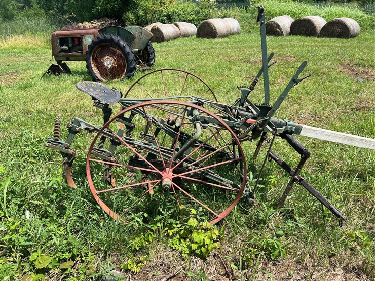 oliver-horse-drawn-cultivator-image-2