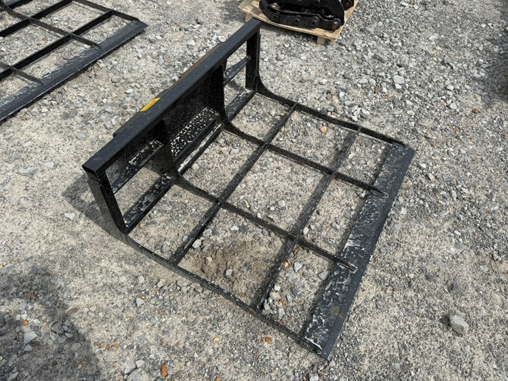 #230-•-#26325-•-unused-giyi-40"-mini-skid-steer-land-leveler-image-6