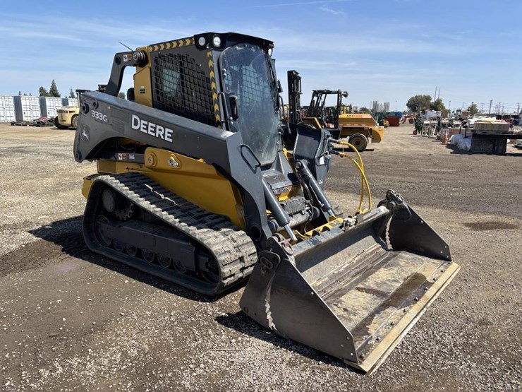 2019-deere-333g-image-2