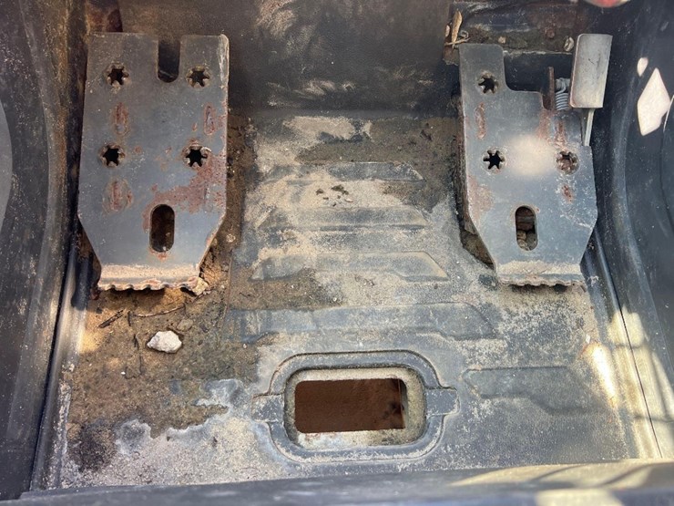 2022-bobcat-t66-image-26