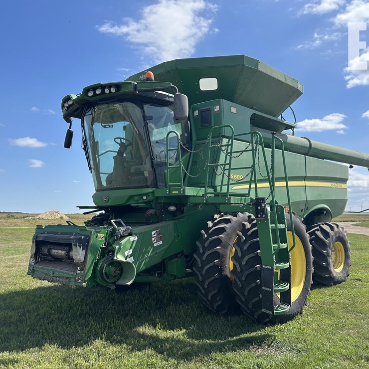 2015 JOHN DEERE S680