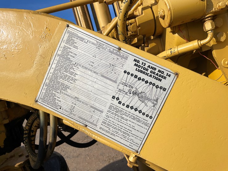 #2026-•-cat-no.12-road-grader-image-24