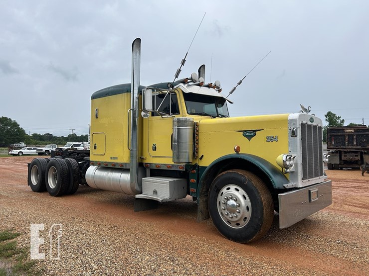 1990-peterbilt-379-image-9