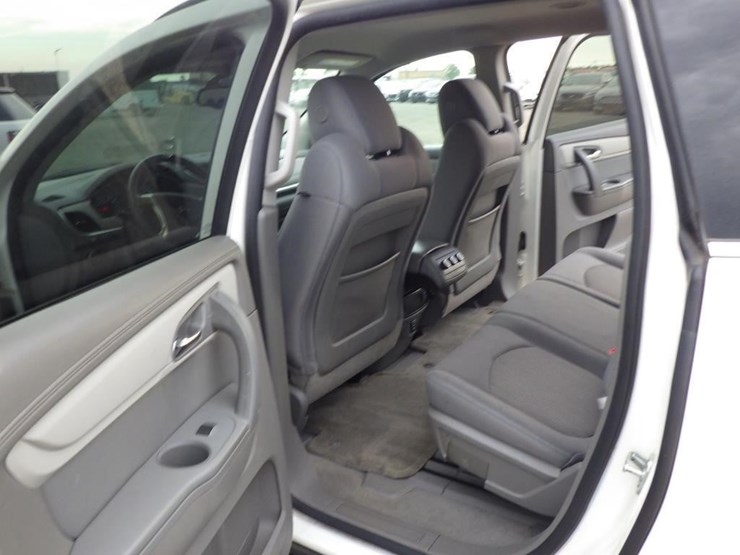 2014-chevrolet-traverse-image-7