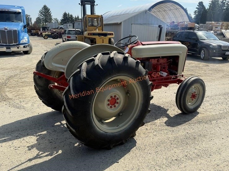 1955-ford-861-image-6