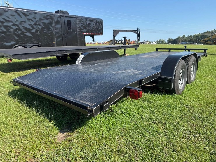 2025-max-built-82"-x-20'-trailer-image-3