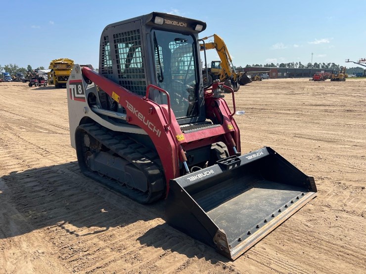 2018-takeuchi-tl8-image-6