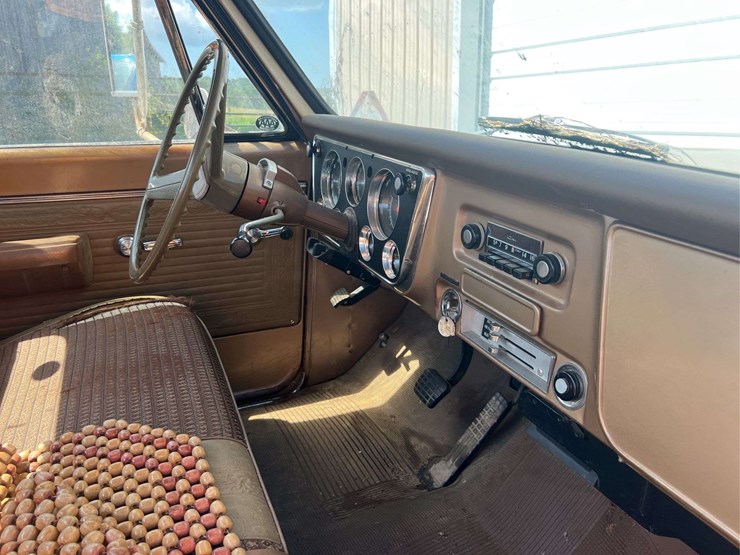 1969-chevy-c20-custom-camper-image-119