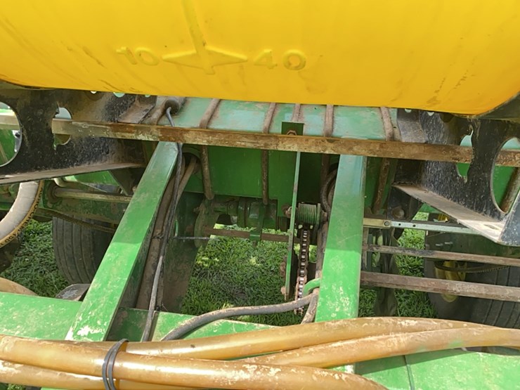 john-deere-1750-image-9