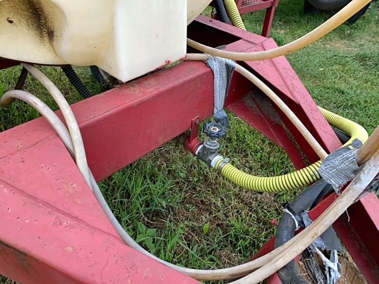 field-sprayer-image-19