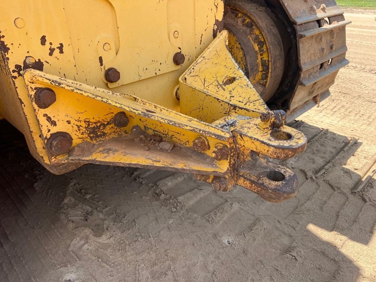 2016-komatsu-d61pxi-23-image-15