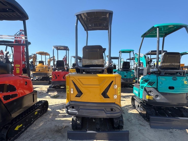 unused-cfg-mx20r-excavator-image-3