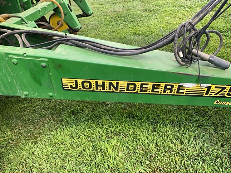 john-deere-1750-image-41