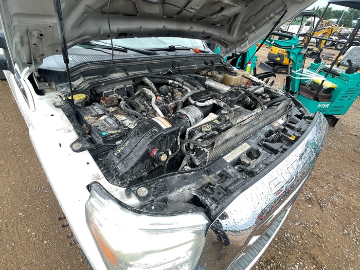 2011-ford-f350-image-27