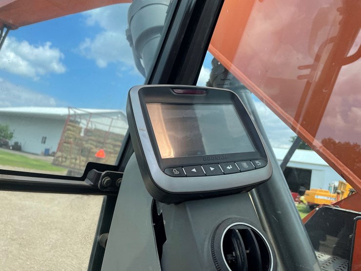 #2052-•-doosan-dx140llr-excavator-(cambridge,-mn)-image-41