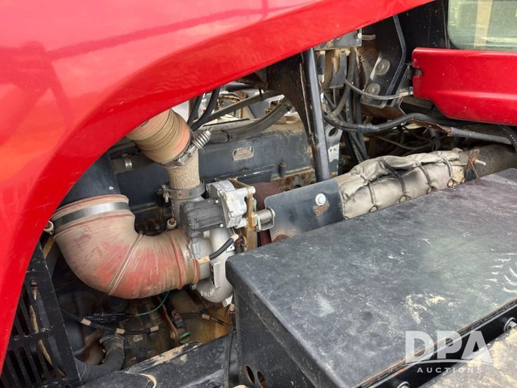 2015-case-ih-titan-4530-image-30