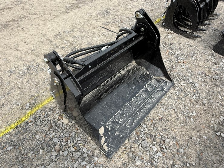 #230-•-#26327-•-unused-giyi-39"-mini-skid-steer-bucket-fxkhd392507234-image-11