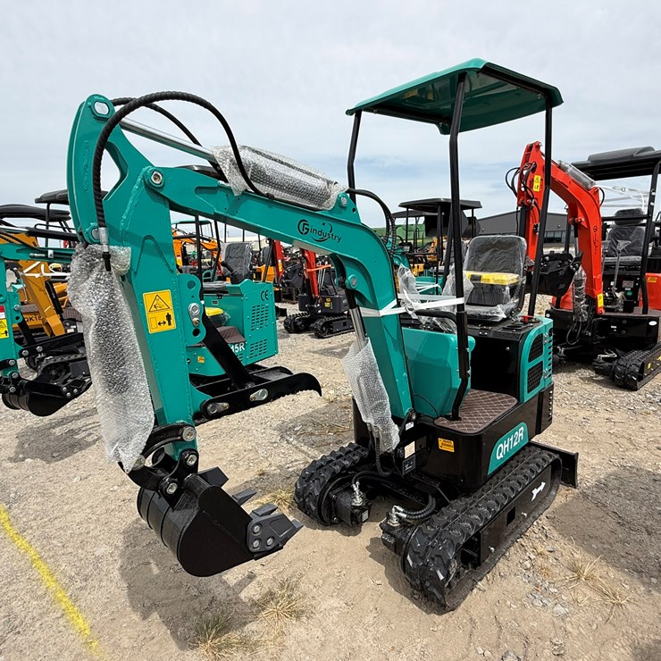 #220 • #26495 • Unused CFG QH12RQH12R Mini Excavator QH12R202507030543