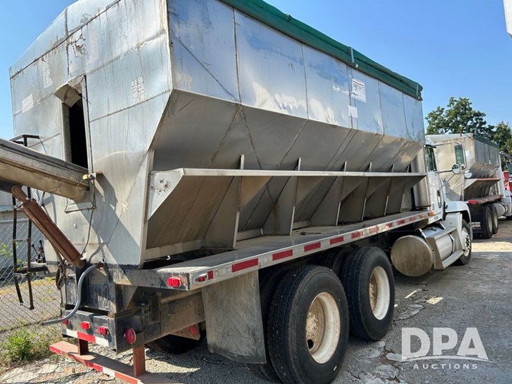 1998-freightliner-dry-tender-truck-(cp0654,-unit-28644)-image-7