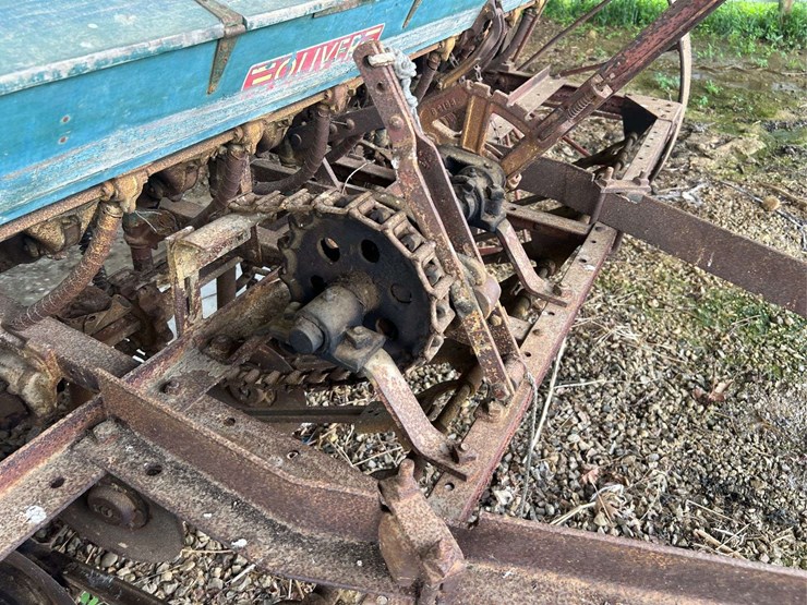 oliver-superior-8ft-grain-drill-image-71
