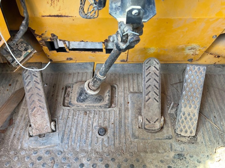 1995-volvo-a25c-image-40