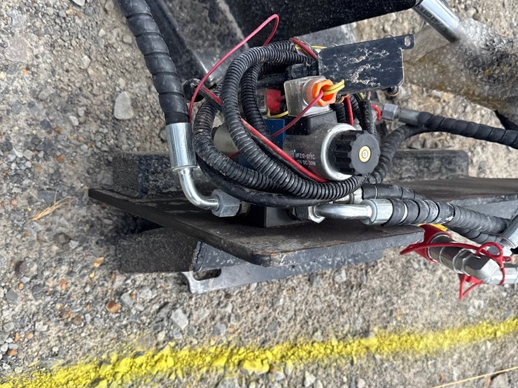 #230-•-#26349-•-unused-giyi-mini-skid-steer-stump-grinder-szymj250736-image-6