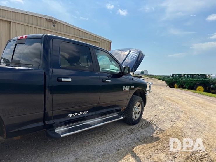 2014-dodge-ram-2500-image-30