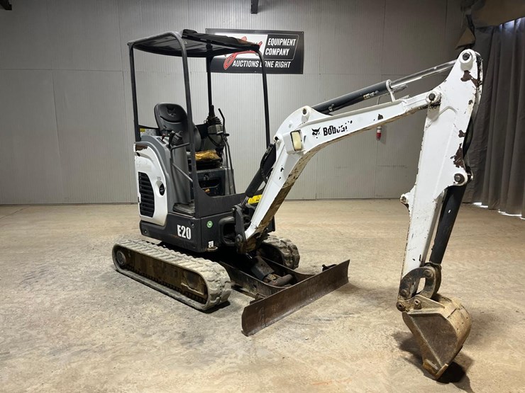 2016-bobcat-e20-image-8