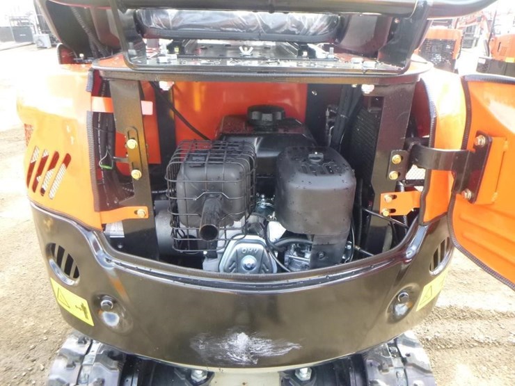 2025-tpm-16-hydraulic-excavator-image-22