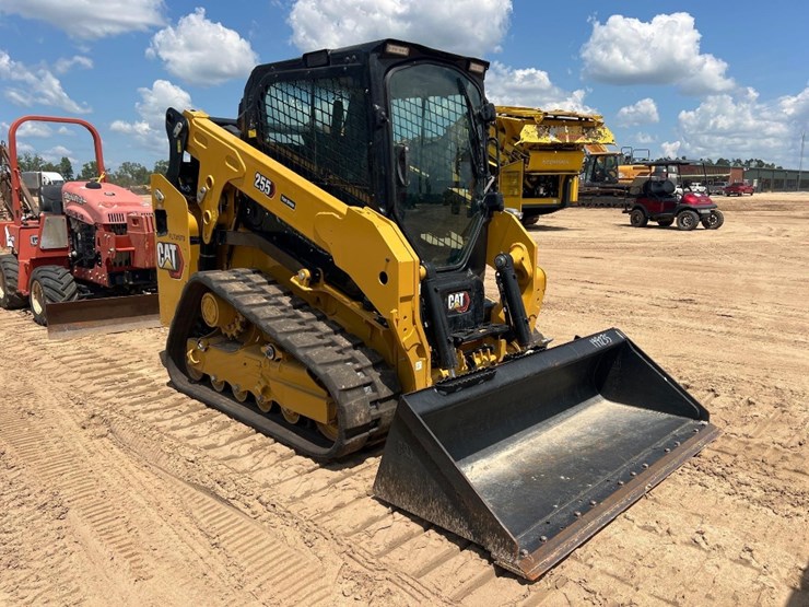 2024-caterpillar-255-skid-steer-image-6