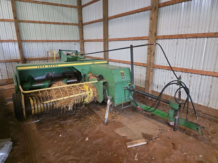 john-deere-336-image-2