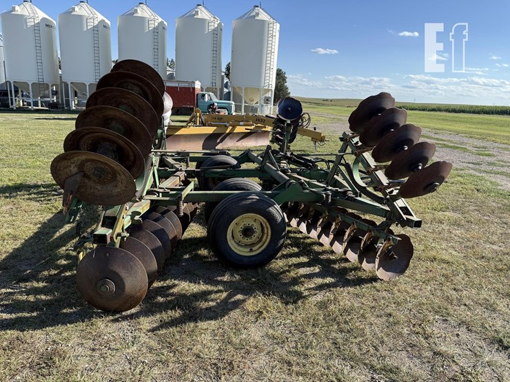 john-deere-fwb-image-11