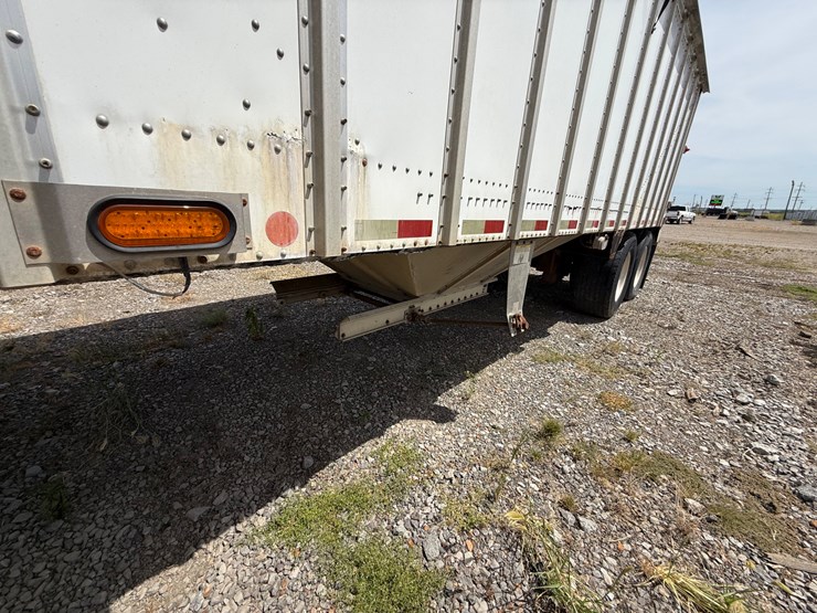 2011-merritt-42-image-57