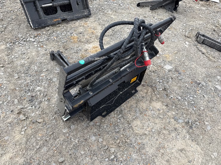 #230-•-#26362-•-unused-giyi-30"-mini-skid-steer-side-shift-fork-image-4