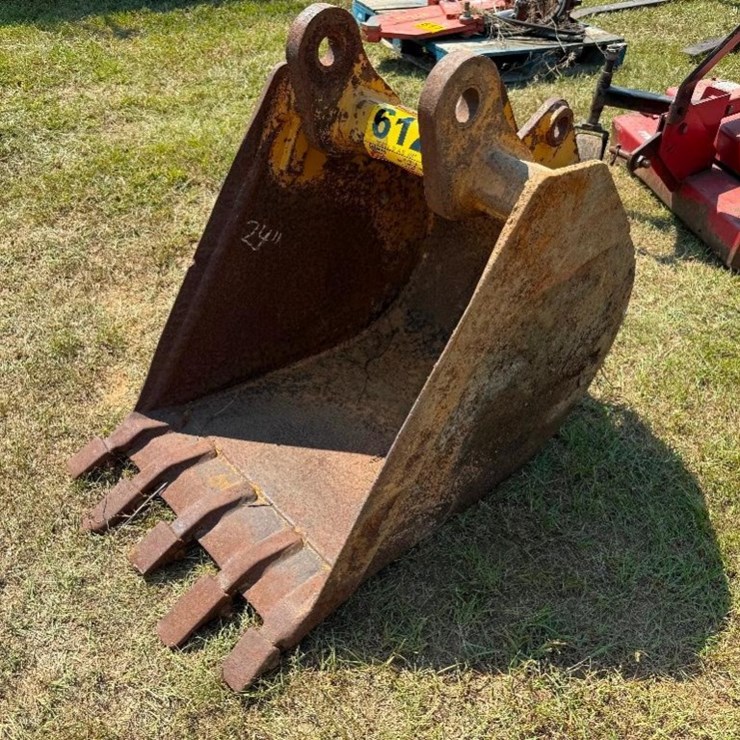 CASE 580