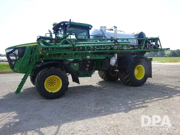 2019-john-deere-f4365-image-13