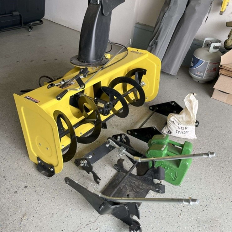 2021 JOHN DEERE 44