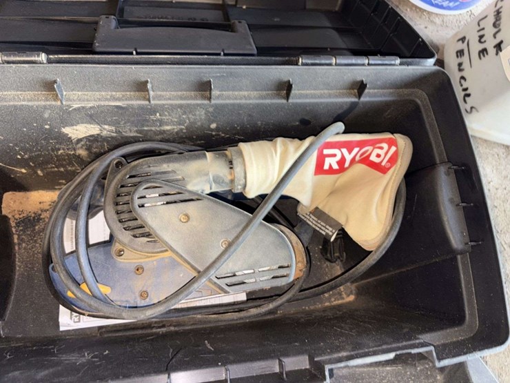 ryobi-belt-sander,-corded,-rotozip,-with-cases-image-4