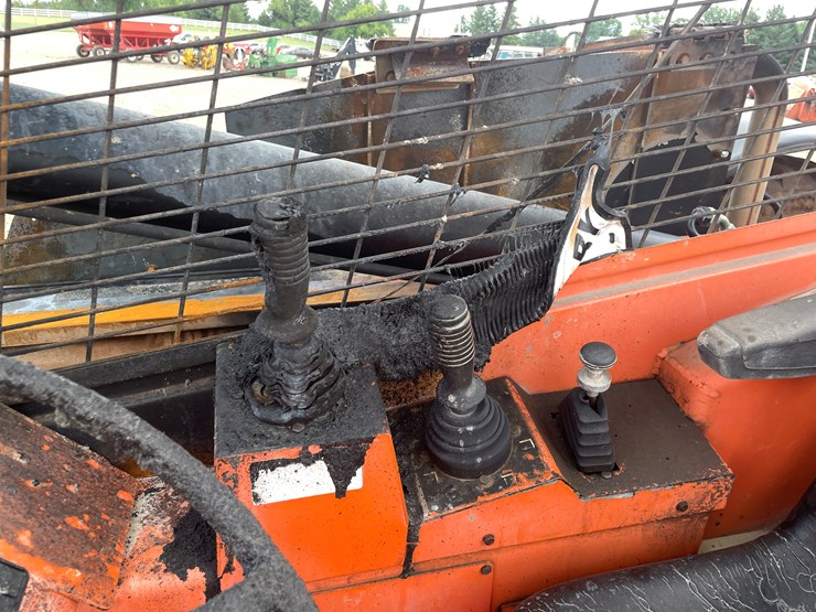 #2059-•-lull-telehandler-*non-runner*-*fire-damage*-image-62