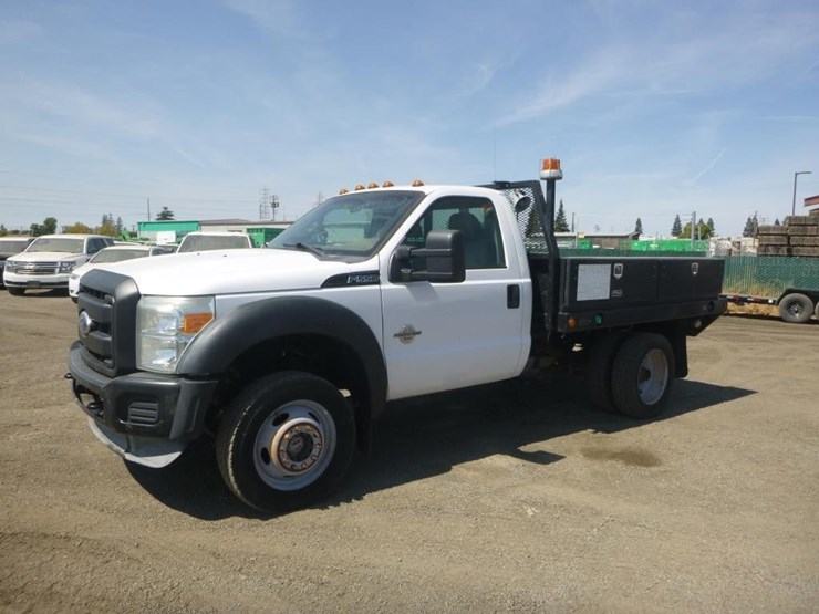 2012-ford-f550-image-1