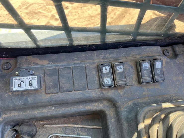 2018-takeuchi-tl10v2-image-32