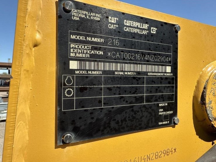 caterpillar-216-image-11