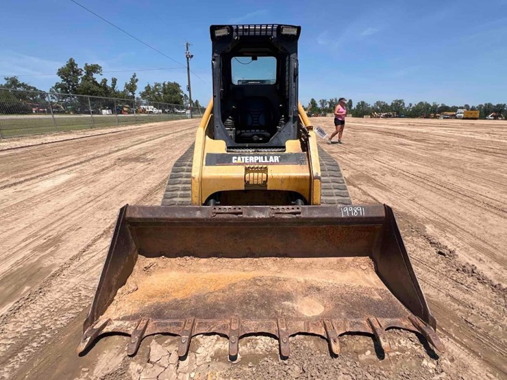 2003-caterpillar-277-image-7