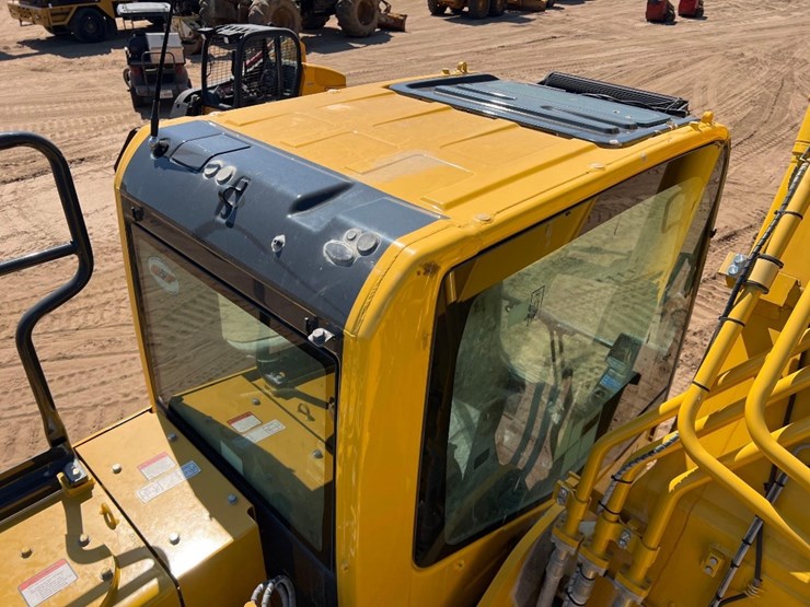 2023-komatsu-pc360-lc-11-image-34